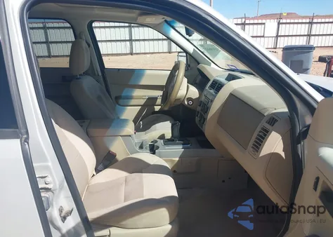 2008 Ford Escape Xlt from USA, damaged, VIN 1FMCU03178KD66491